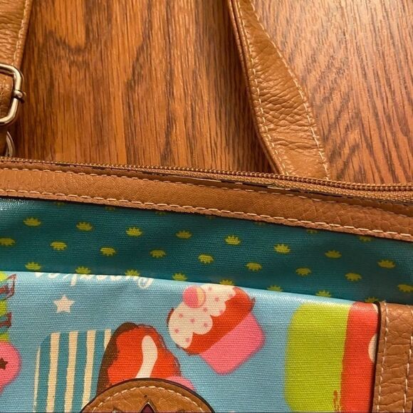 Lily Bloom Small Multicolored Cupcake Crossbody - Picture 6 of 7